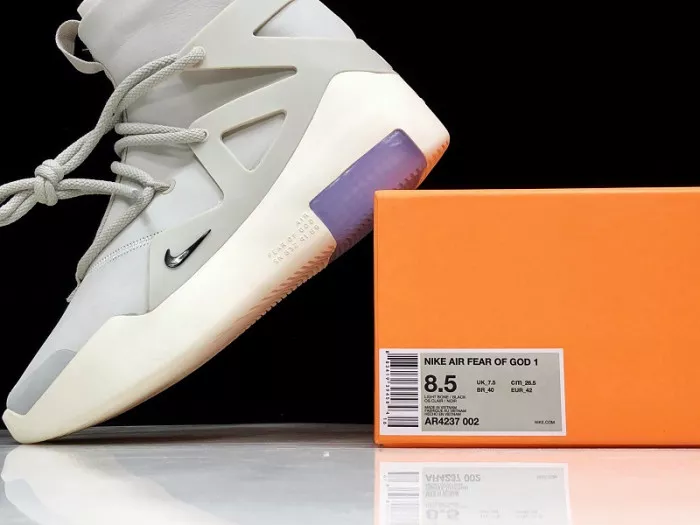 1st Kicks Nike Air Fear of God 1 Light Bone AR4237-002 0119