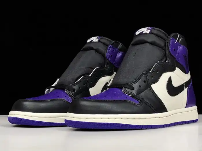 1st Kicks Air Jordan 1 Court Purple 555088-501 0129