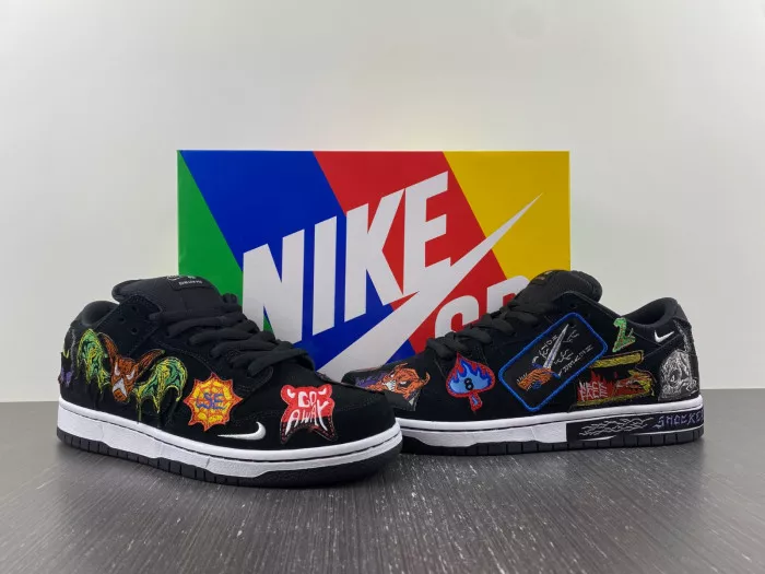 1st Kicks Nike SB Dunk Low Pro QS Neckface DQ4488-001 0118