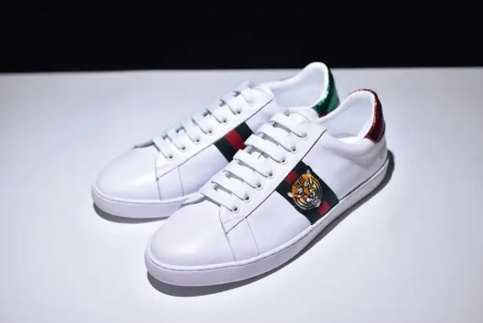 1st Kicks Shoes GUCC Ace Embroidered Low-Top Sneaker 457132 02JP0 9064 0126