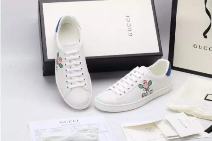 1st Kicks Shoes GUCC ACE EMBROIDERED LOW-TOP SNEAKER 603696 AY070 9096 0120