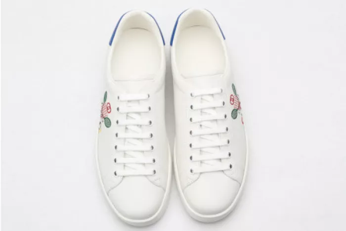 1st Kicks Shoes GUCC ACE EMBROIDERED LOW-TOP SNEAKER 603696 AY070 9096 0120