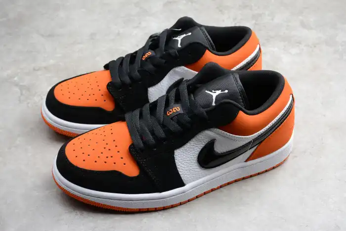 1st Kicks Air Jordan 1 Low Shattered Backboard 553558-128 0129