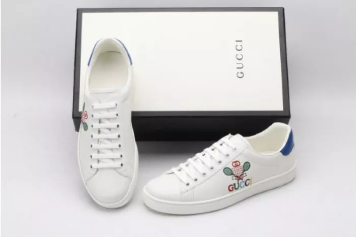 1st Kicks Shoes GUCC ACE EMBROIDERED LOW-TOP SNEAKER 603696 AY070 9096 0120