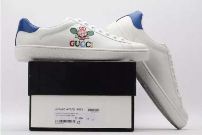 1st Kicks Shoes GUCC ACE EMBROIDERED LOW-TOP SNEAKER 603696 AY070 9096 0120