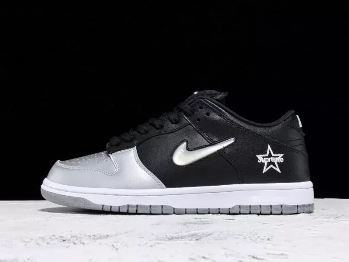 Nike SB Dunk Low Jewel Swoosh Silver CK3480-001 0118