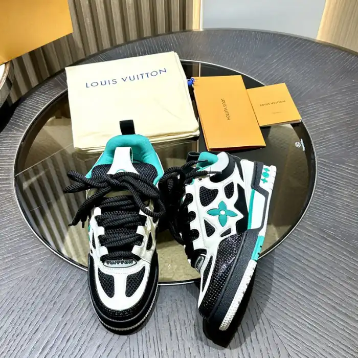 LV SKATE SNEAKER 24120903 0124