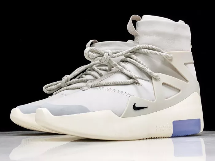 1st Kicks Nike Air Fear of God 1 Light Bone AR4237-002 0119