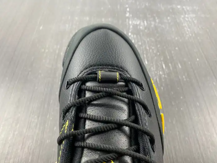 1st Kicks Nike Kobe 1 Protro Black Maize AQ2728-003 0201