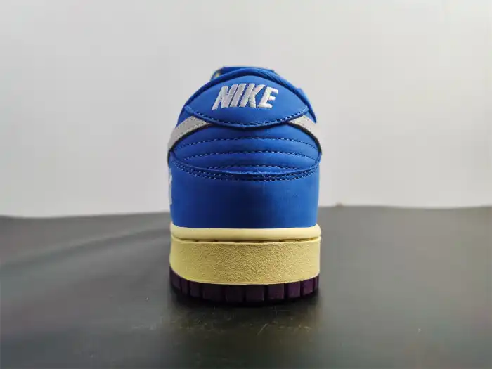 1st Kicks Shoes Nike Dunk Low UNDEFEATED Dunk vs. AF1 DH6508-400 0201