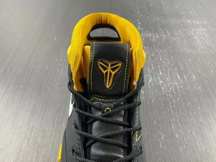 1st Kicks Nike Kobe 1 Protro Black Maize AQ2728-003 0201