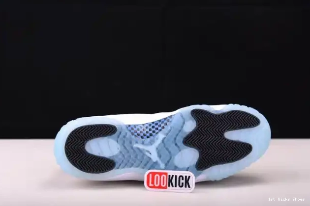 1st Kicks Air Low Legend 11 AV2187-117 Jordan Blue 0308